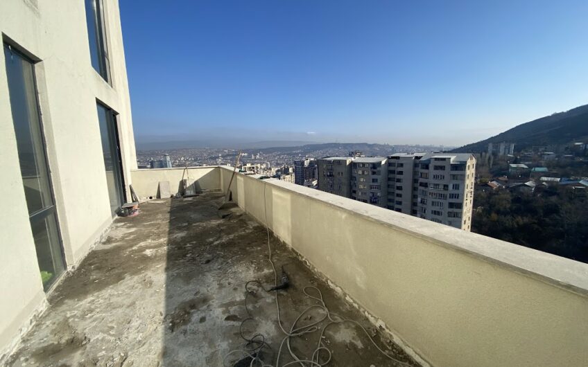 Продажа  двухуровневого 6-комнатного пентхауса в Тбилиси